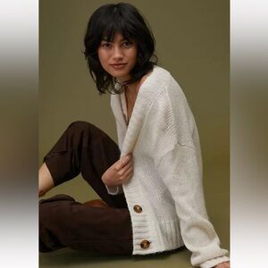Anthropologie Deep V neck 2 button Wool Blend Knit Cardigan Ivory Cream XL
